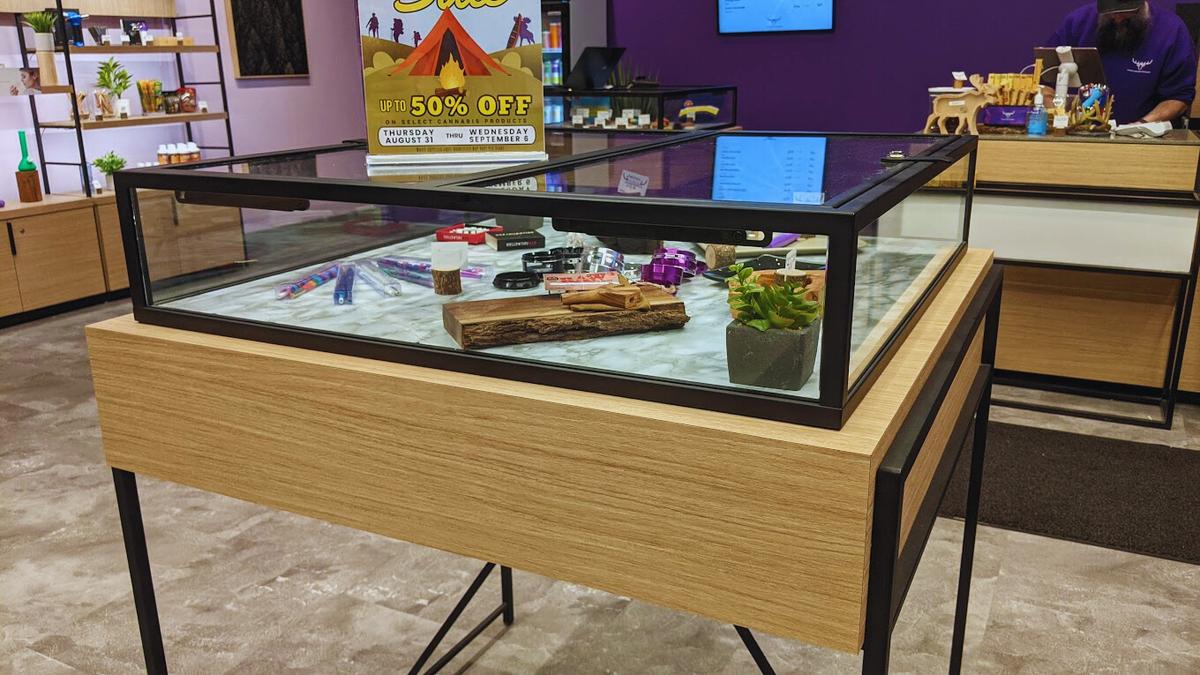 Shop the Best Weed Online in Cambridge, Massachusetts 1-8oz