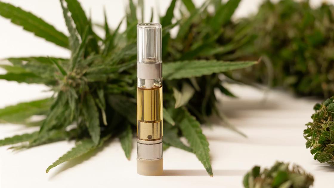 What Are Vape Cartridges And What Do They Contain?